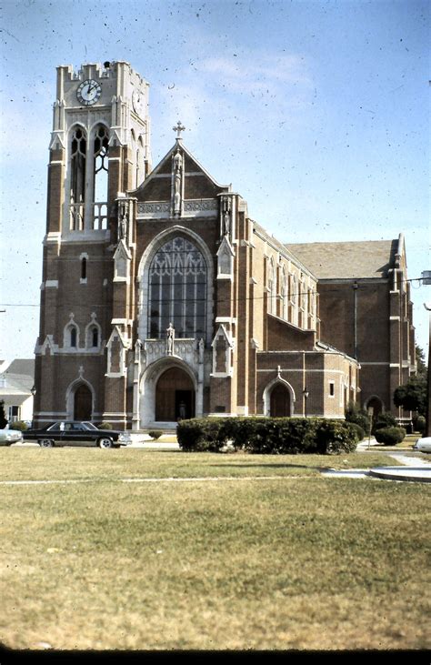 holy name of mary church.